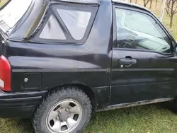 Negru Utilizat 2003 Suzuki Grand Vitara SUV | 3.500 EUR (Super Preț)