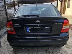 Negru Utilizat 2008 Opel Astra Hatchback | 3.000 EUR (Puțin scump)