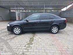 Culoarenegru Utilizat 2004 Skoda Octavia Berlinǎ | 2.050 EUR (Preț bun)