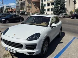 Culoarealb Utilizat 2015 Porsche Cayenne SUV | 17.000 EUR