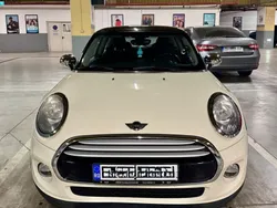 Alb Utilizat 2014 Mini Cooper Hatchback | 9.900 EUR (Preț bun)