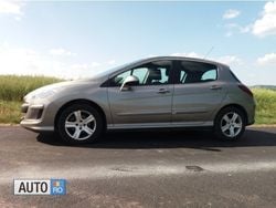 Auriu Utilizat 2010 Peugeot 308 Hatchback | 3.499 EUR (Puțin scump)