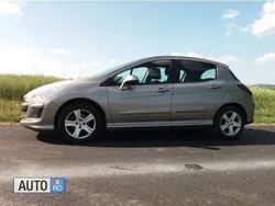 Auriu Utilizat 2010 Peugeot 308 Hatchback | 3.499 EUR (Scump)