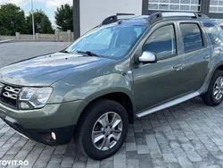 Gri Utilizat 2015 Dacia Duster Lauréate SUV | 7.300 EUR (Preț OK)