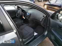 Gri metalizat Utilizat 2010 Hyundai i30 Berlinǎ | 2.499 EUR (Preț bun)