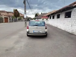 Utilizat 2006 Renault Mégane II Berlinǎ | 1.200 EUR (Preț bun)