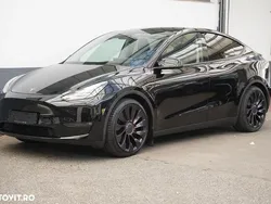 Culoarenegru Utilizat 2022 Tesla Model Y Performance SUV | 36.800 EUR