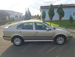 Utilizat 2004 Skoda Octavia Hatchback | 1.350 EUR (Preț bun)