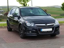 Negru Utilizat 2008 Opel Astra OPC Hatchback | 2.600 EUR (Puțin scump)