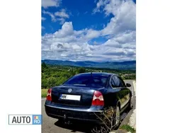 Negru Utilizat 2004 VW Passat Berlinǎ | 3.200 EUR (Scump)