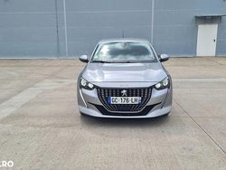 Gri Utilizat 2021 Peugeot 208 Allure Hatchback | 9.490 EUR (Preț OK)