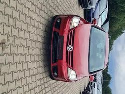 Visiniu Utilizat 2008 VW Golf V Hatchback | 3.300 EUR (Preț bun)