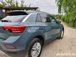 Albastru Utilizat 2022 VW T-Roc SUV | 18.250 EUR (Preț OK)