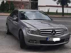 Utilizat 2008 Mercedes 220 Berlinǎ | 6.300 EUR