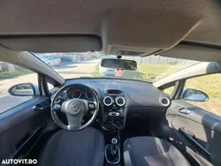 Culoarealb Utilizat 2010 Opel Corsa Hatchback | 2.400 EUR (Preț OK)