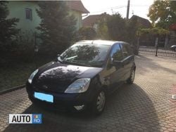 Albastru metalizat Utilizat 2002 Ford Fiesta Trend+ Hatchback | 1.790 EUR (Preț OK)