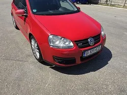Culoarerosu Utilizat 2007 VW Golf V GT Hatchback | 3.200 EUR (Preț OK)