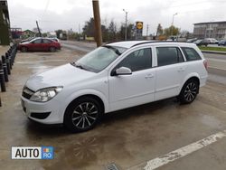 Alb Utilizat 2009 Opel Astra Break | 4.200 EUR (Scump)