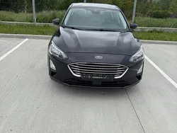 Negru Utilizat 2020 Ford Focus Trend Hatchback | 9.990 EUR (Preț OK)
