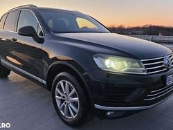 Culoarenegru Utilizat 2016 VW Touareg SUV | 14.400 EUR (Super Preț)