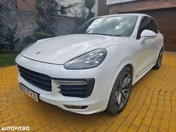 Alb Utilizat 2016 Porsche Cayenne SUV | 35.500 EUR (Preț OK)