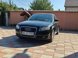 Negru Utilizat 2006 Audi A4 Berlinǎ | 2.350 EUR (Preț bun)
