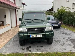 Culoareverde Utilizat 2001 Hyundai Galloper SUV | 6.500 EUR