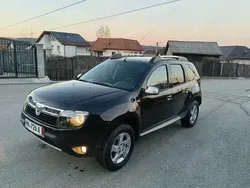 Negru Utilizat 2013 Dacia Duster Lauréate SUV | 8.650 EUR (Preț OK)