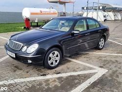 Negru Utilizat 2004 Mercedes E220 Elegance Berlinǎ | 3.290 EUR (Super Preț)