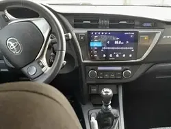Utilizat 2013 Toyota Auris Berlinǎ | 6.900 EUR