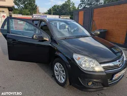 Negru Utilizat 2009 Opel Astra Active Break | 2.000 EUR (Preț OK)