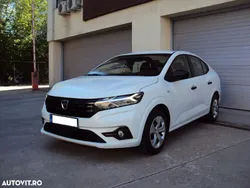 Alb Utilizat 2021 Dacia Logan Essentiel Berlinǎ | 8.400 EUR (Preț bun)