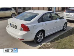 Volvo S40