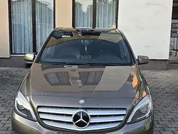Maro Utilizat 2014 Mercedes B200 Monovolum | 8.990 EUR