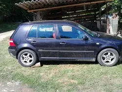 Negru Utilizat 2003 VW Golf IV Edition Hatchback | 6.000 EUR