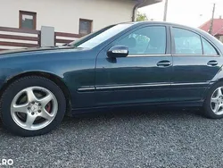 Negru Utilizat 2001 Mercedes 200 Break | 1.300 EUR