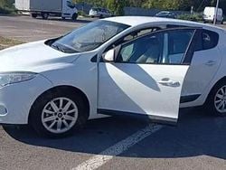 Utilizat 2011 Renault Mégane III Hatchback | 3.349 EUR (Preț bun)