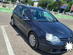 Albastru Utilizat 2009 VW Golf VI Hatchback | 3.200 EUR (Super Preț)