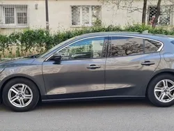 Gri Utilizat 2019 Ford Focus Hatchback | 8.700 EUR (Preț OK)