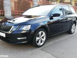Negru Utilizat 2017 Skoda Octavia Ambition Break | 10.900 EUR (Preț OK)