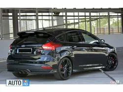 Negru Utilizat 2016 Ford Focus ST Hatchback | 17.999 EUR