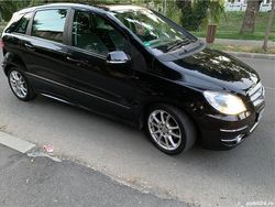 Utilizat 2011 Mercedes A180 Berlinǎ | 5.690 EUR (Puțin scump)