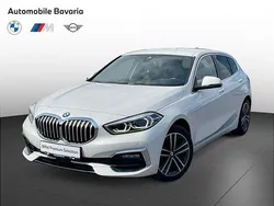 Mineral white metallic metalizat Utilizat 2022 BMW 118 Comfort Edition Hatchback | 21.756 EUR (Preț bun)