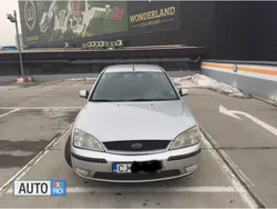 Gri Utilizat 2001 Ford Mondeo Berlinǎ | 1.900 EUR