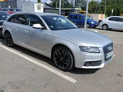 Negru Utilizat 2011 Audi A4 Hatchback | 6.999 EUR