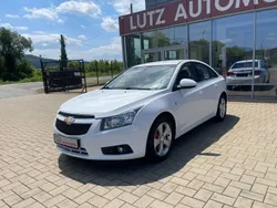 Alb alb, Utilizat 2011 Chevrolet Cruze LT | 5.250 EUR
