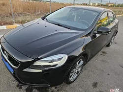 Negru Utilizat 2017 Volvo V40 Break | 13.600 EUR (Scump)