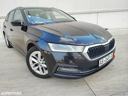 Culoarenegru Utilizat 2021 Skoda Octavia Ambition Break | 14.900 EUR (Preț OK)