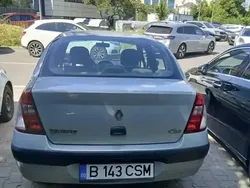 Utilizat 2006 Renault Clio II Berlinǎ | 1.900 EUR