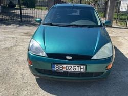 Utilizat 2001 Ford Focus Berlinǎ | 900 EUR (Preț OK)